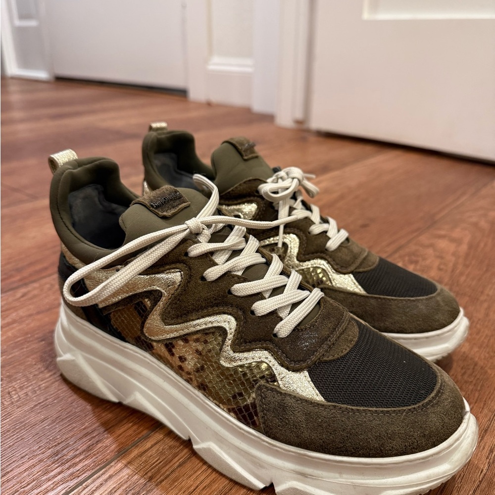 Nero Giardini Olive and Black Sneakers
